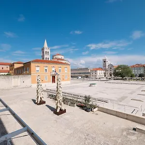 Vendégház Tinel Superior, Zára