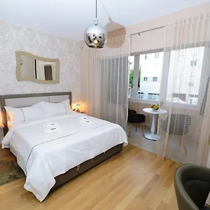 4* Guest house Zoilo Self Check-in